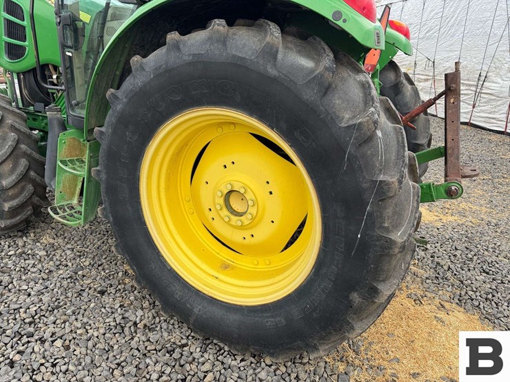 2012-john-deere-6430-image-33