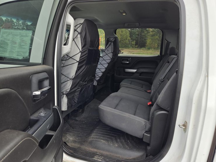 2018-chevrolet-2500-image-37