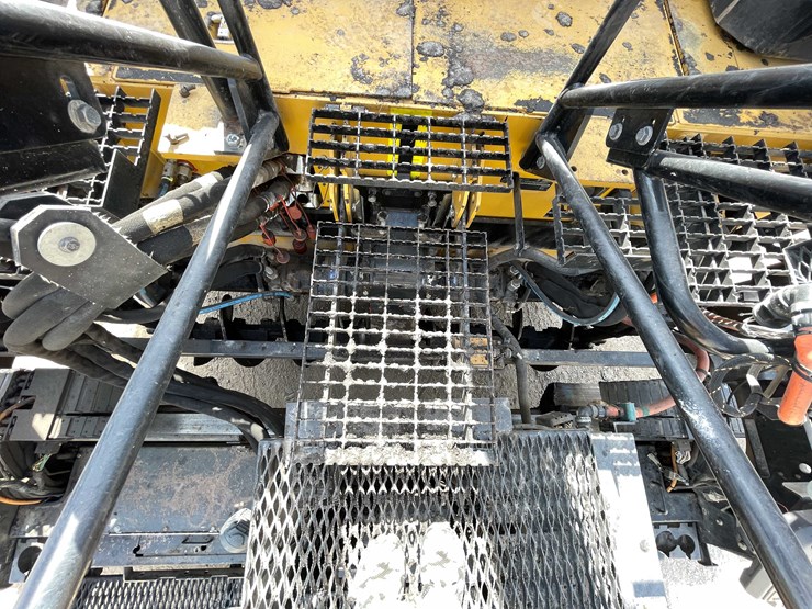 #8612-•-2019-cat-ap100f-asphalt-paver-(aps)-image-75