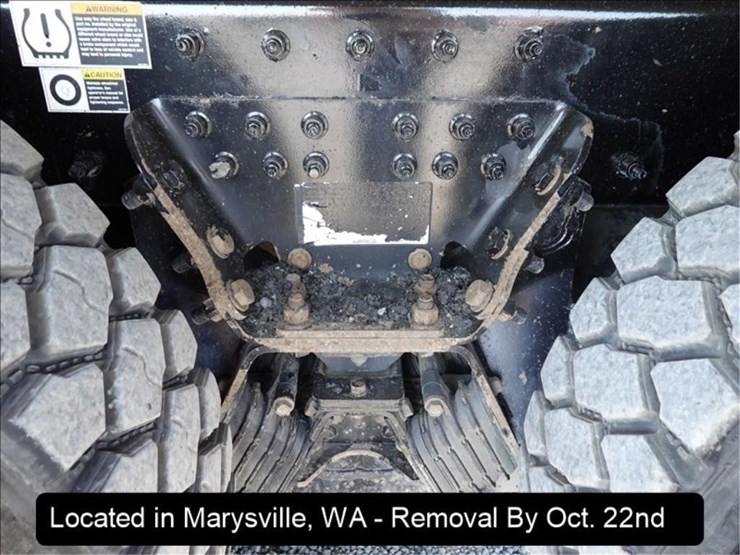 2015-peterbilt-367-image-5