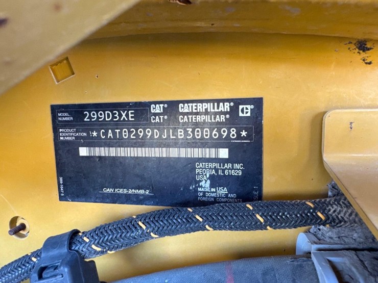 2020-caterpillar-299d3-xe-image-17