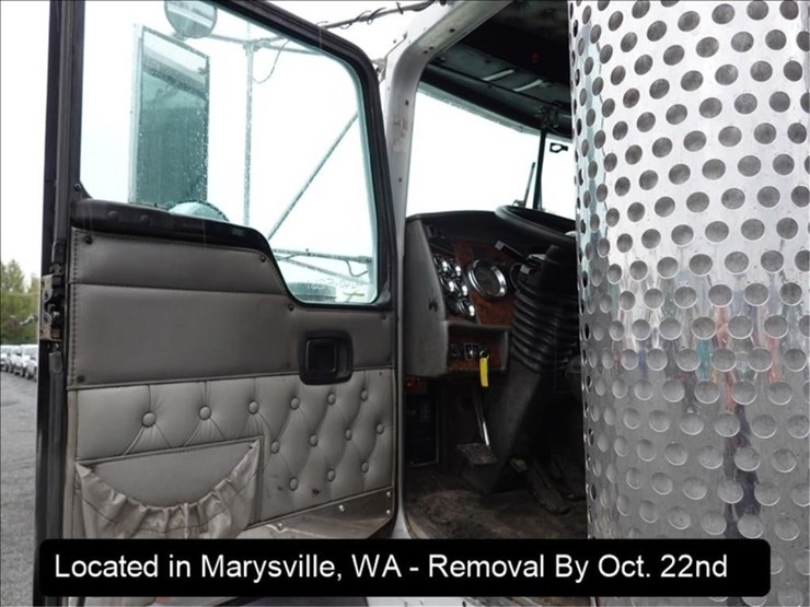 2003-kenworth-t800b-image-12