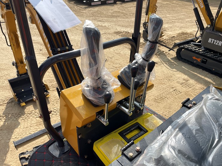 #202-•-new-rt12r-mini-excavator-image-21
