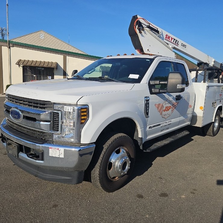2018 FORD F350 XLT