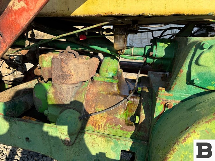john-deere-630-image-21