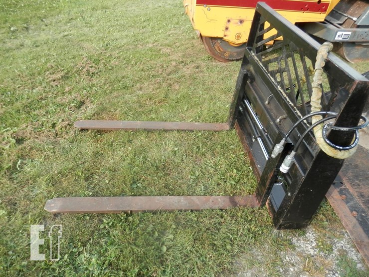unknown-pallet-forks-image-1