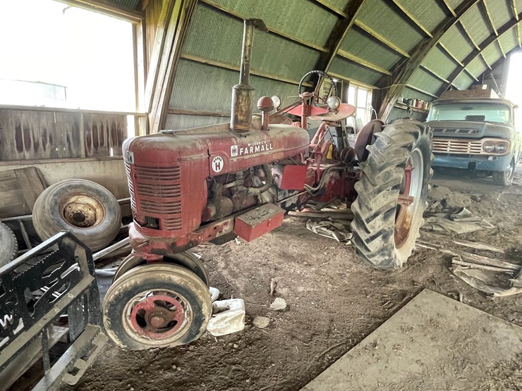 #4484-•-mccormick-super-h-tractor-image-1