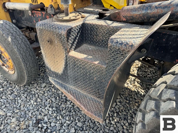champ-forklift-image-32