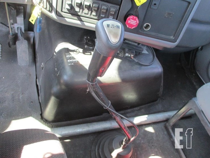 2005-international-transtar-8600-image-10