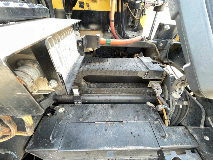 #8612-•-2019-cat-ap100f-asphalt-paver-(aps)-image-60