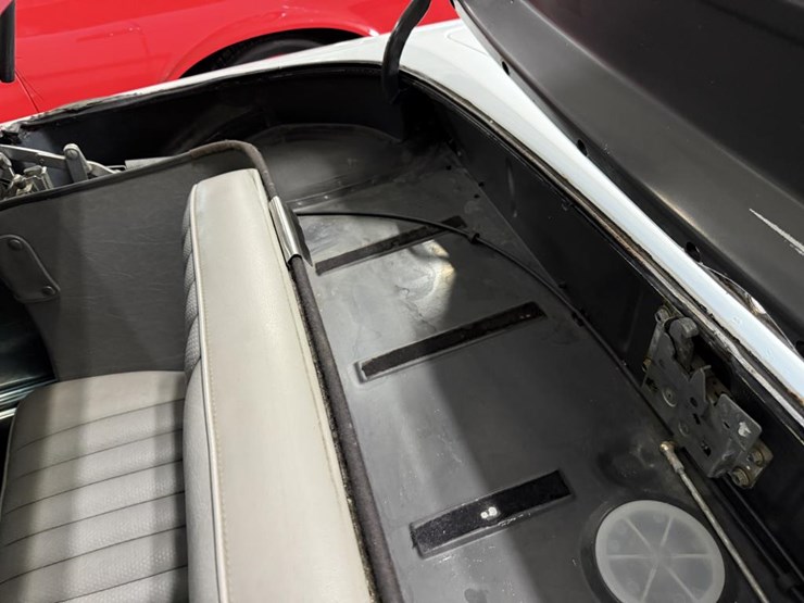 #2279-•-1988-mercedes-benz-500-class-560-sl-roadster-image-135
