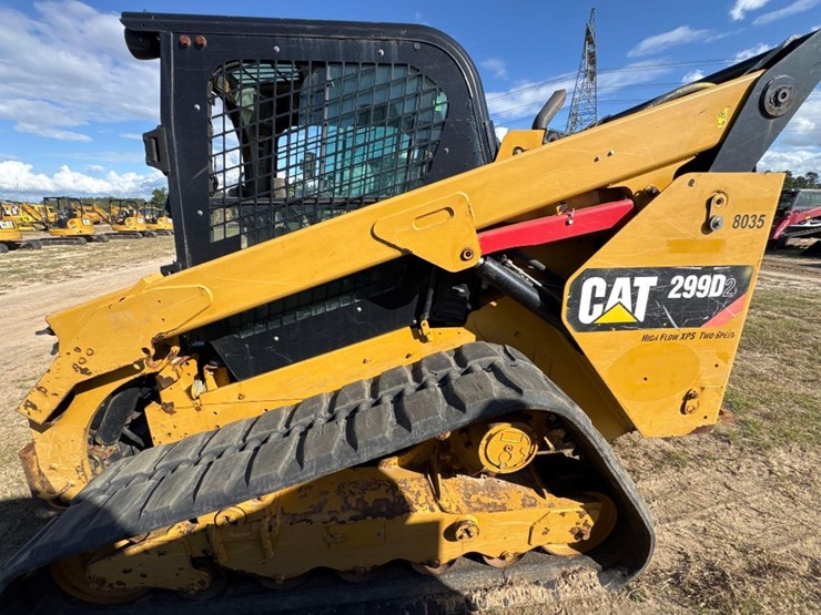2019-caterpillar-299d2-image-4