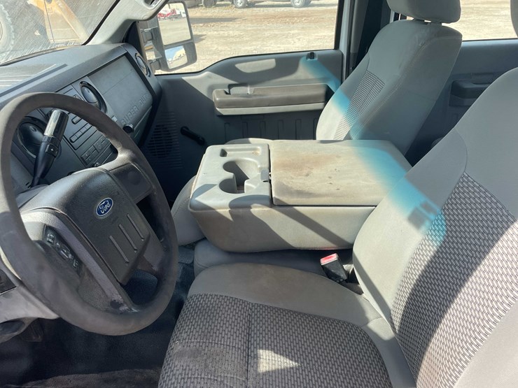 2011-ford-f250-xl-image-103
