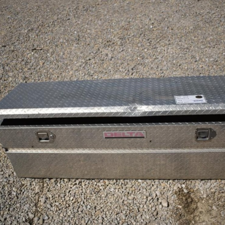 Delta Aluminum Truck Tool Box, Silver, Dual Lock Handles