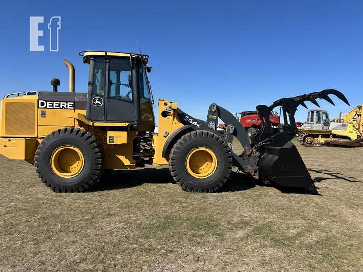 deere-544k-image-4