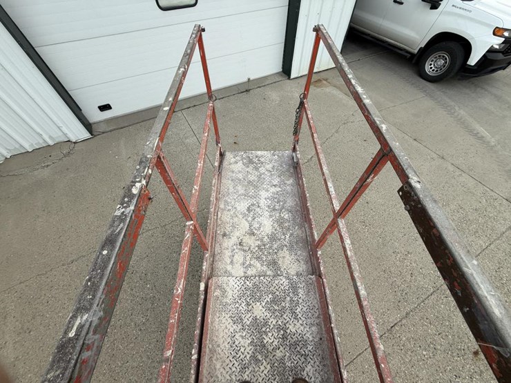 #2147-•-1996-skyjack-sj-3220-scissor-lift-image-25