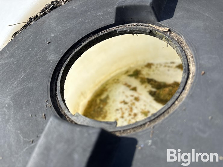 ace-roto-mold-1650-gallon-liquid-tank-image-12
