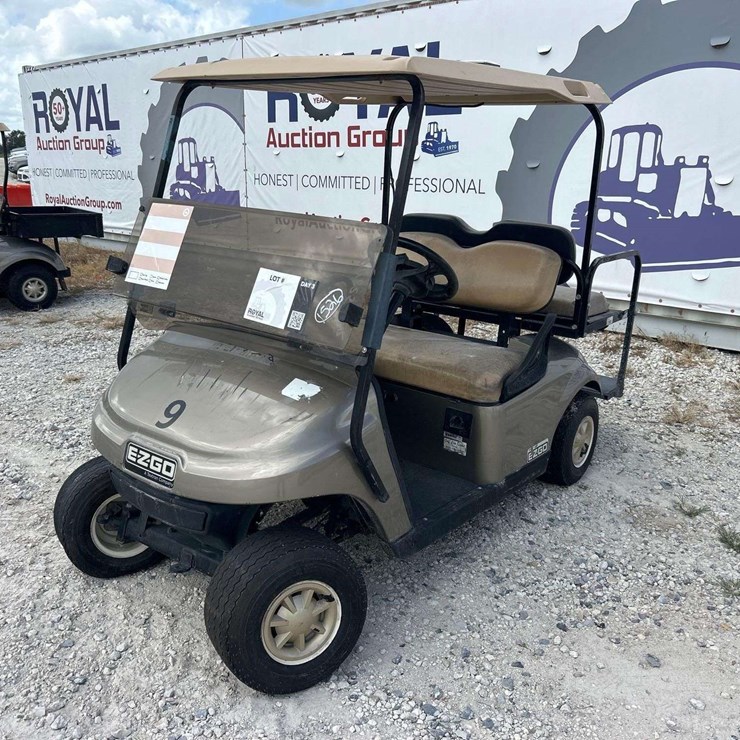 EZ-GO Electric Golf Cart