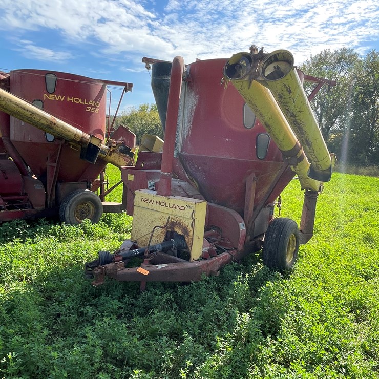 NEW HOLLAND 355