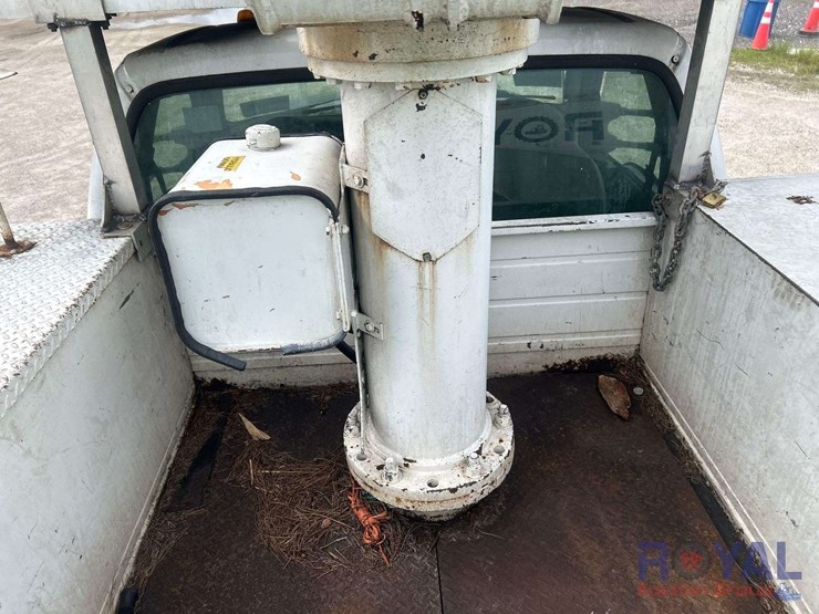 2000-ford-f550-image-30
