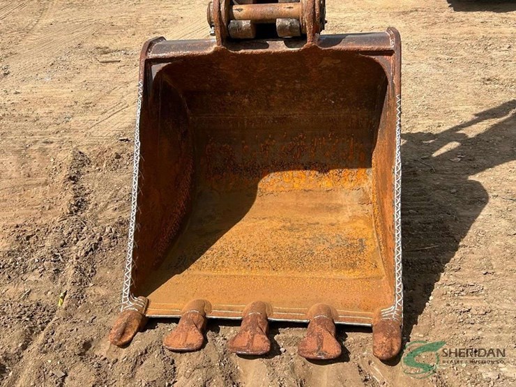 hitachi-ex200-lc-image-20
