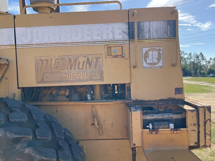 1993-deere-444e-image-18