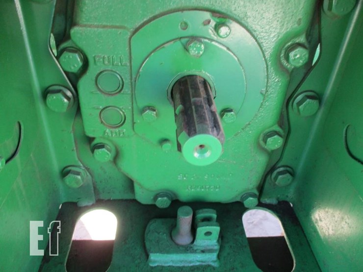 2011-john-deere-5055d-image-17