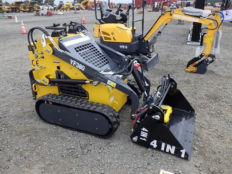 2025-infront-yf380-skid-steer-tracked-loader-image-4
