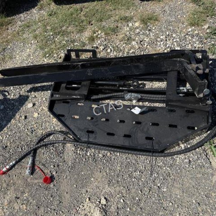 #101 • Skid Steer Hydraulic Side Shift Forks