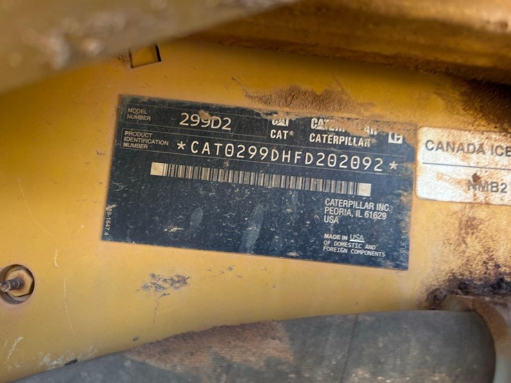 2017-caterpillar-299d2-image-15
