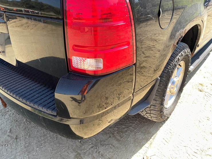 2004-ford-explorer-image-22