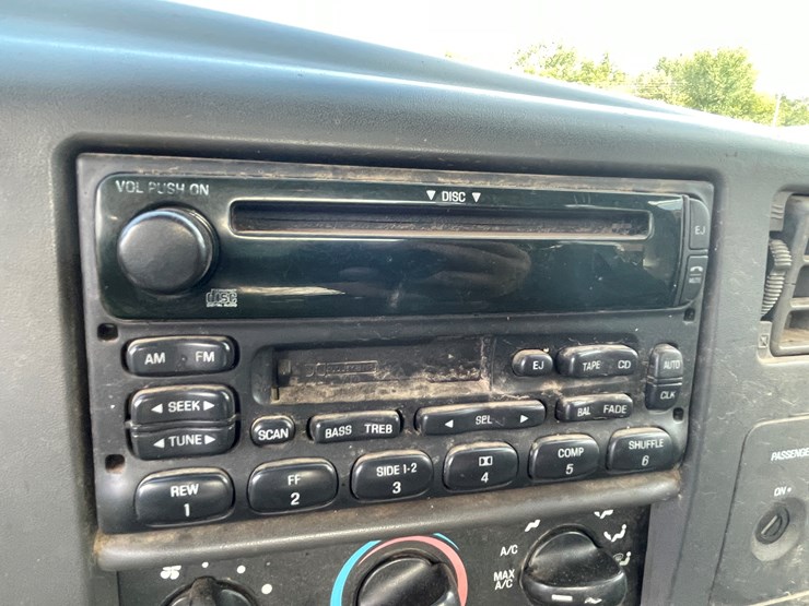 2003-ford-f250-image-37