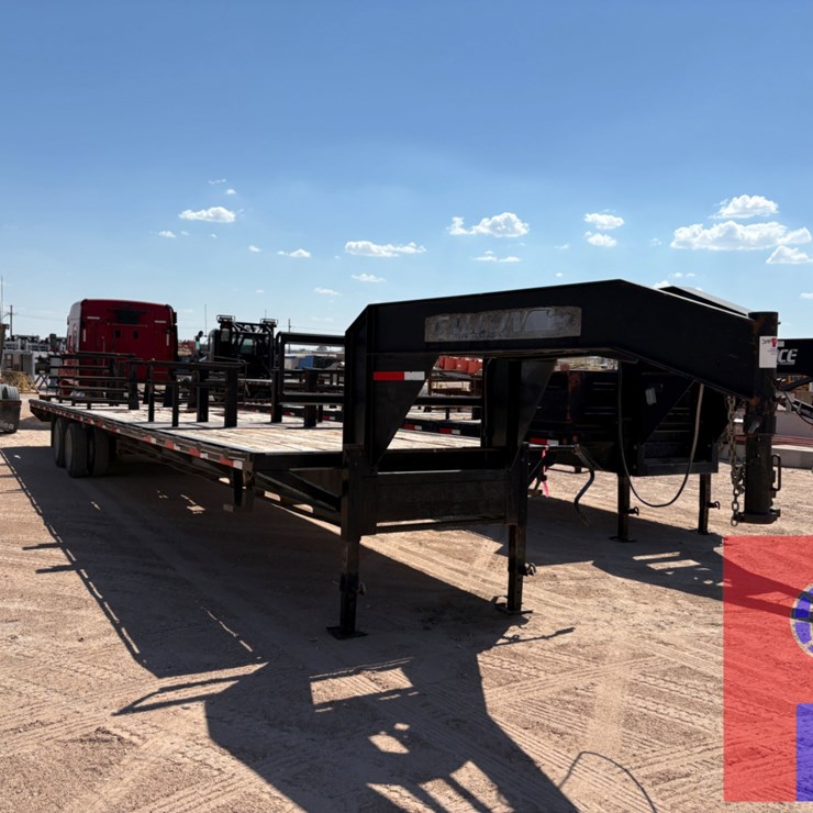 2018 FALCON TRAILERS 40’ X 102” T/A GOOSENECK TOOL TRANSPORT TRAILER