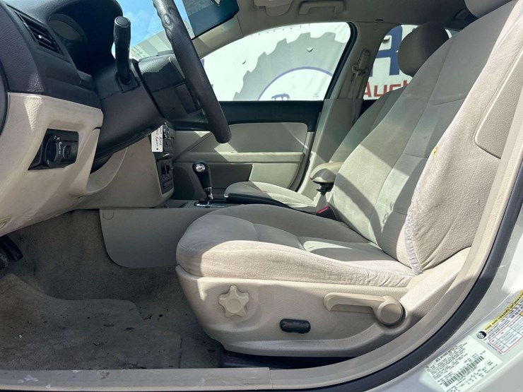 2008-ford-fusion-se-sedan-image-12