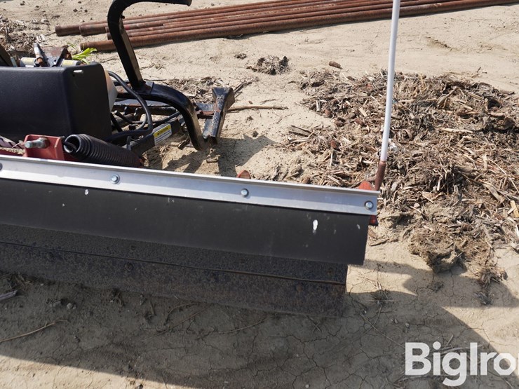 hiniker-7'-snow-plow-w/poly-moldboard-image-13