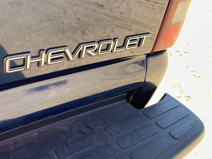 2002-chevrolet-silverado-2500hd-image-8