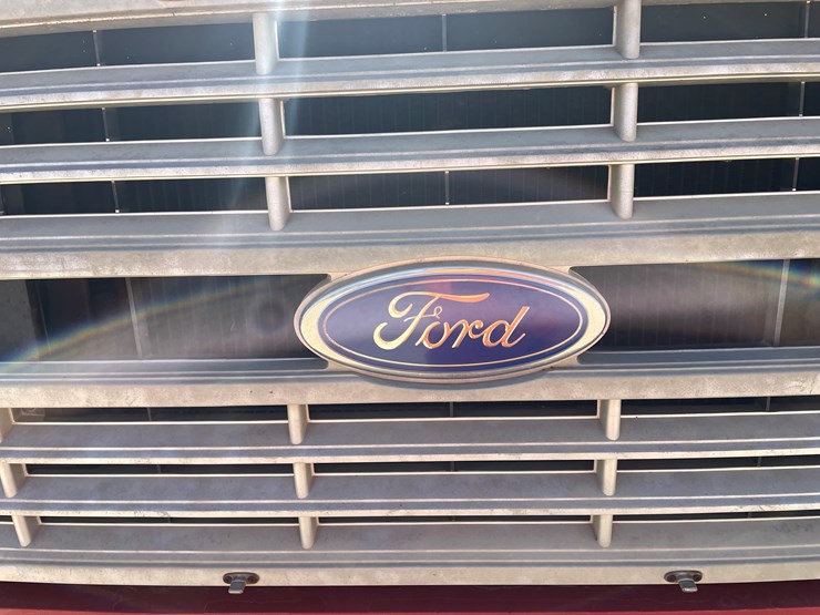 ford-f800-image-12