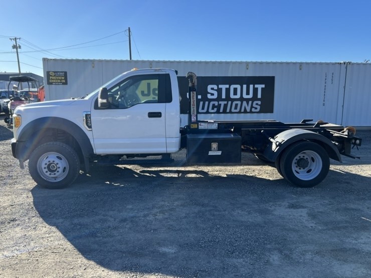 2017-ford-f450-image-7