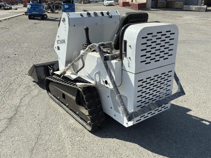 2025-bison-tek-bt360w-skid-steer-image-4