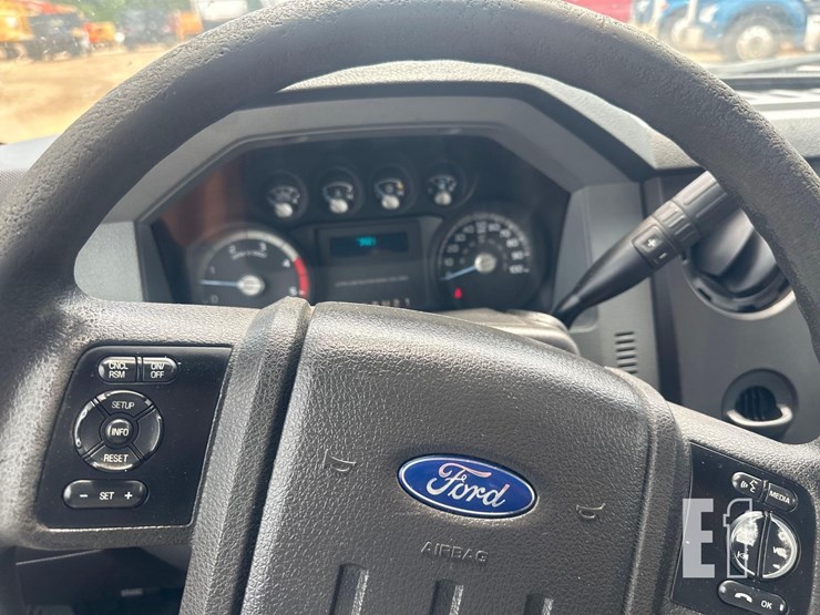 2015-ford-f350-image-27