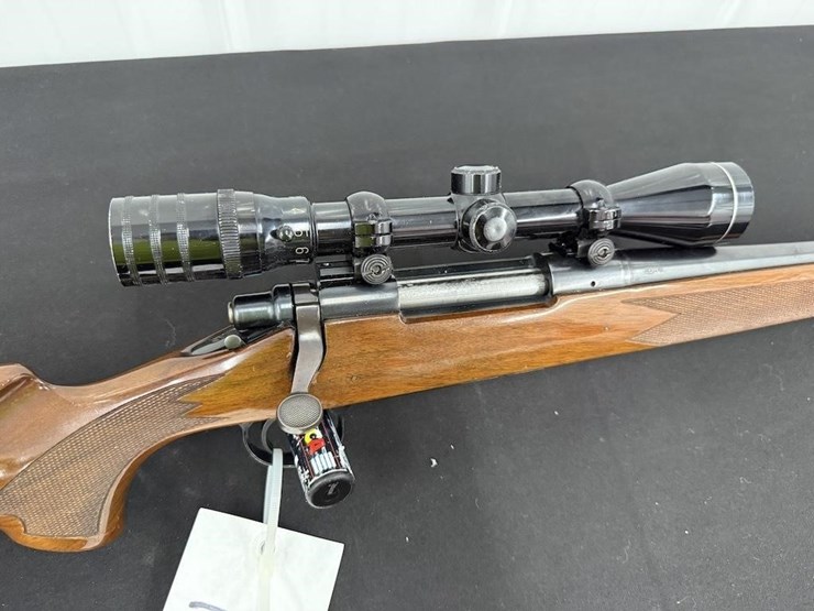 remington-model-700-7mm-weatherby-mag-rifle-image-2