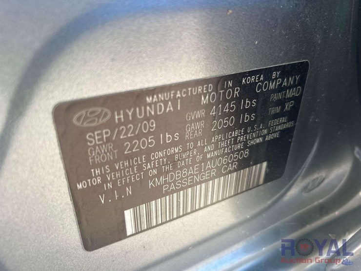 2010-hyundai-elantra-touring-sedan-image-5