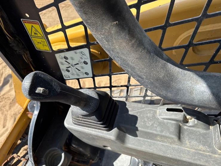 caterpillar-249d3-image-27