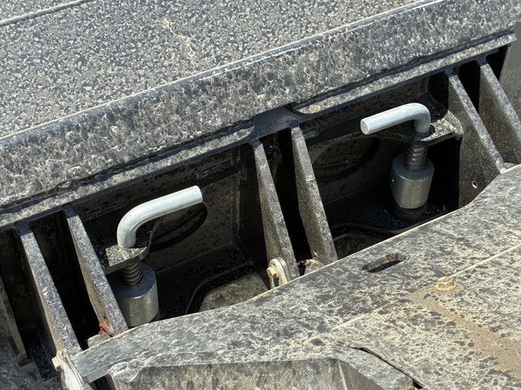 2025-bison-tek-bt360w-skid-steer-image-6