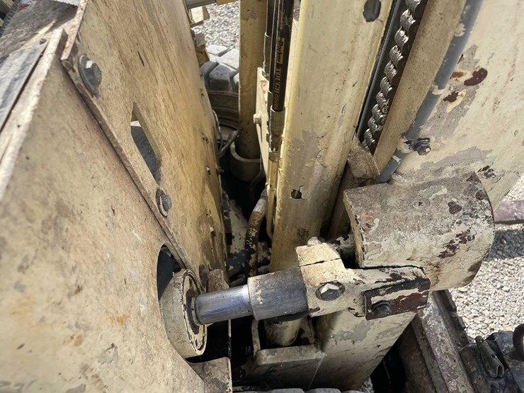 #8614-•-allis-chalmers-p50-forklift-(aps)-image-56
