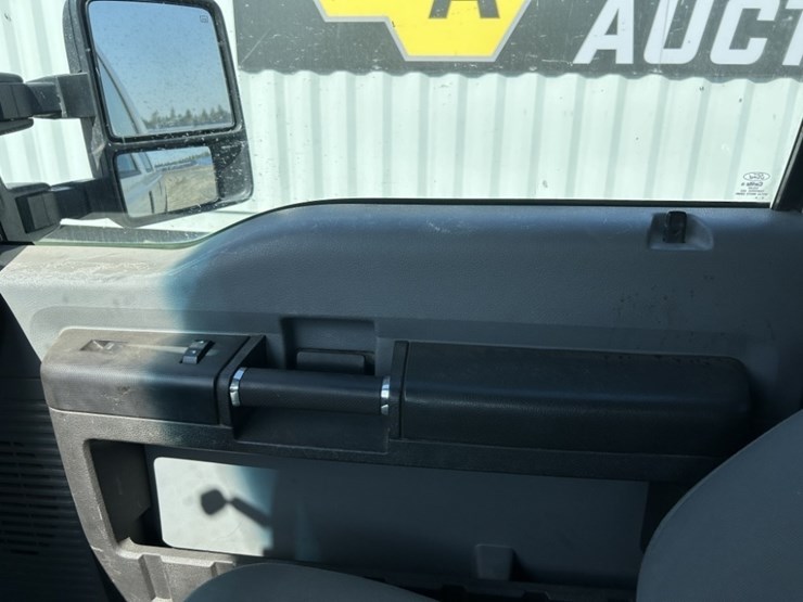 2013-ford-f250-sd-image-19