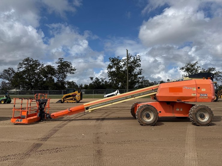 2007-jlg-600s-image-1