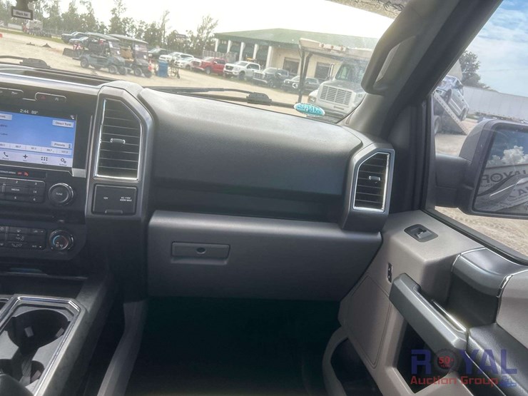 2017-ford-f150-image-23