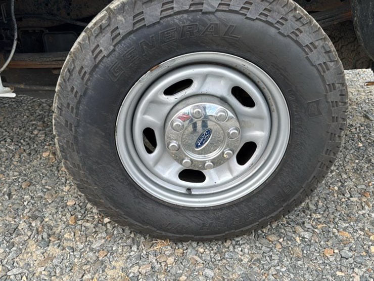 2016-ford-f250-image-15