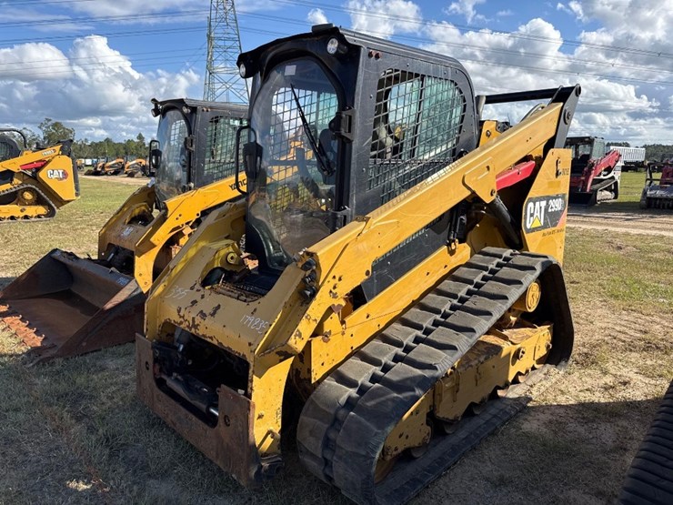 2019-caterpillar-299d2-image-3